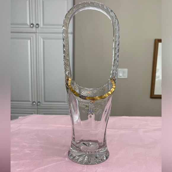 VTG HAND PAINTED GLASS BASKET WITH GLASS HANDLE AND STARBURST BOTTOM - Picture 3 of 10